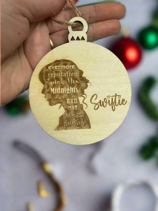 Wooden swiftie bauble