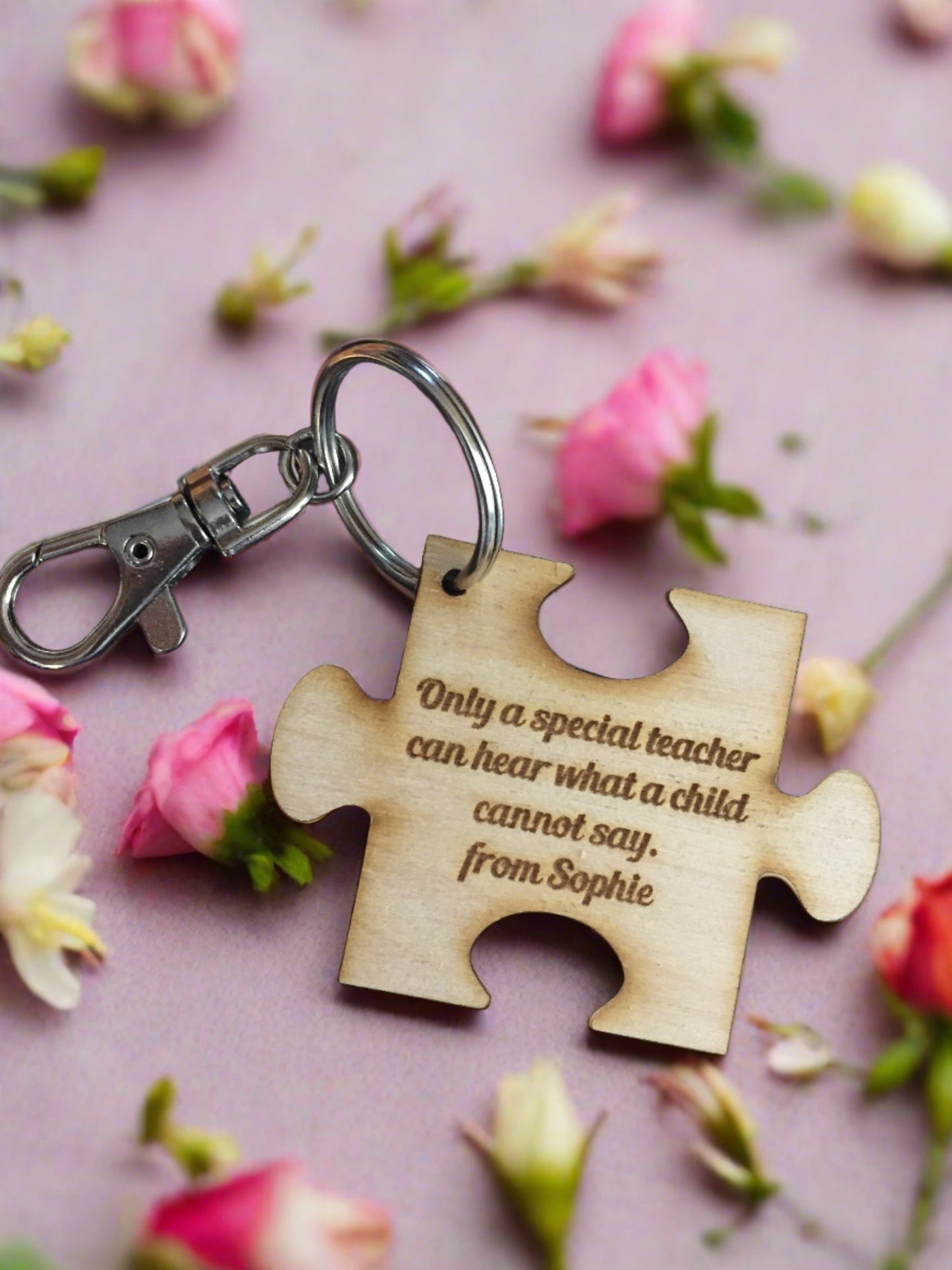 Wooden Personalised puzzle piece keyring  🧩 - Laser LLama Designs Ltd