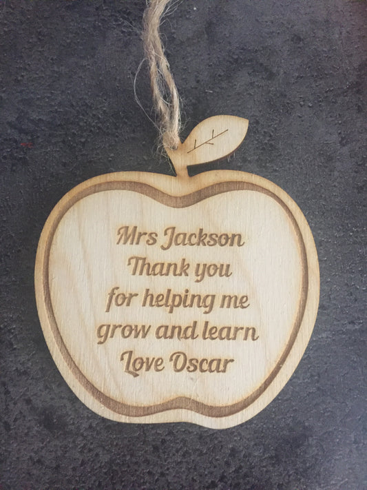 Personalised wooden apple decoration - Laser LLama Designs Ltd