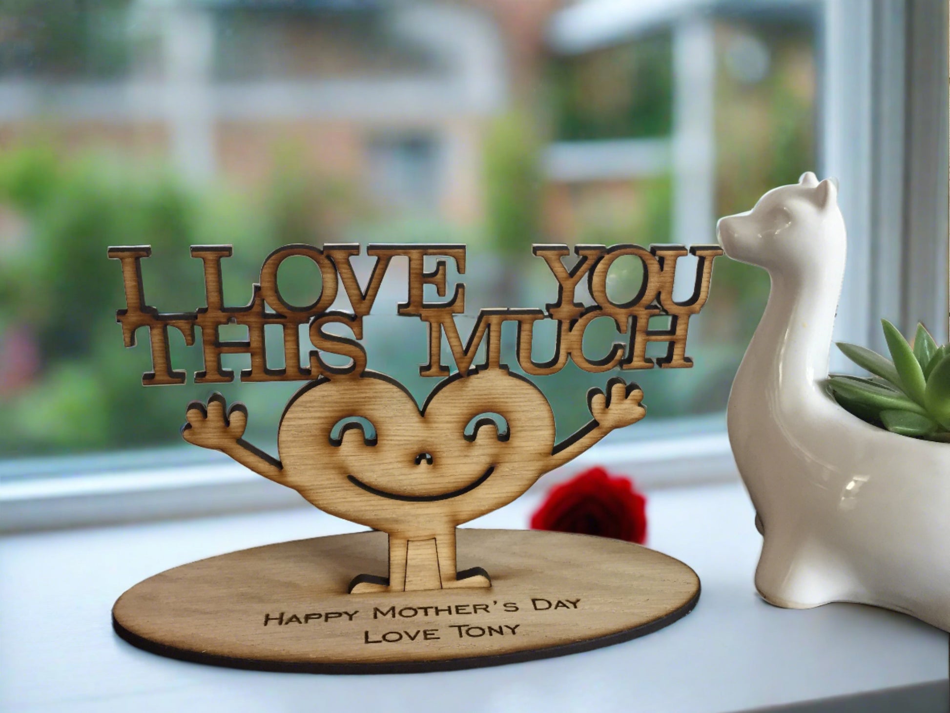 Oak veneer personalised “I love you this much” decorations - Laser LLama Designs Ltd