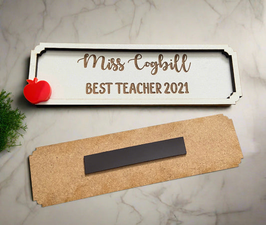 Wooden personalised teacher street sign magnet - Laser LLama Designs Ltd