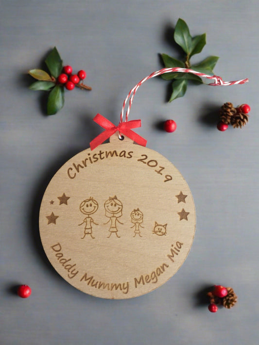 Wooden personalised family bauble - Laser LLama Designs Ltd