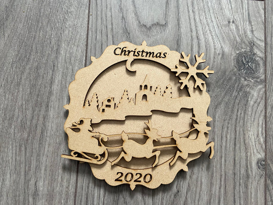 Wooden layered circle sleigh decoration - Laser LLama Designs Ltd